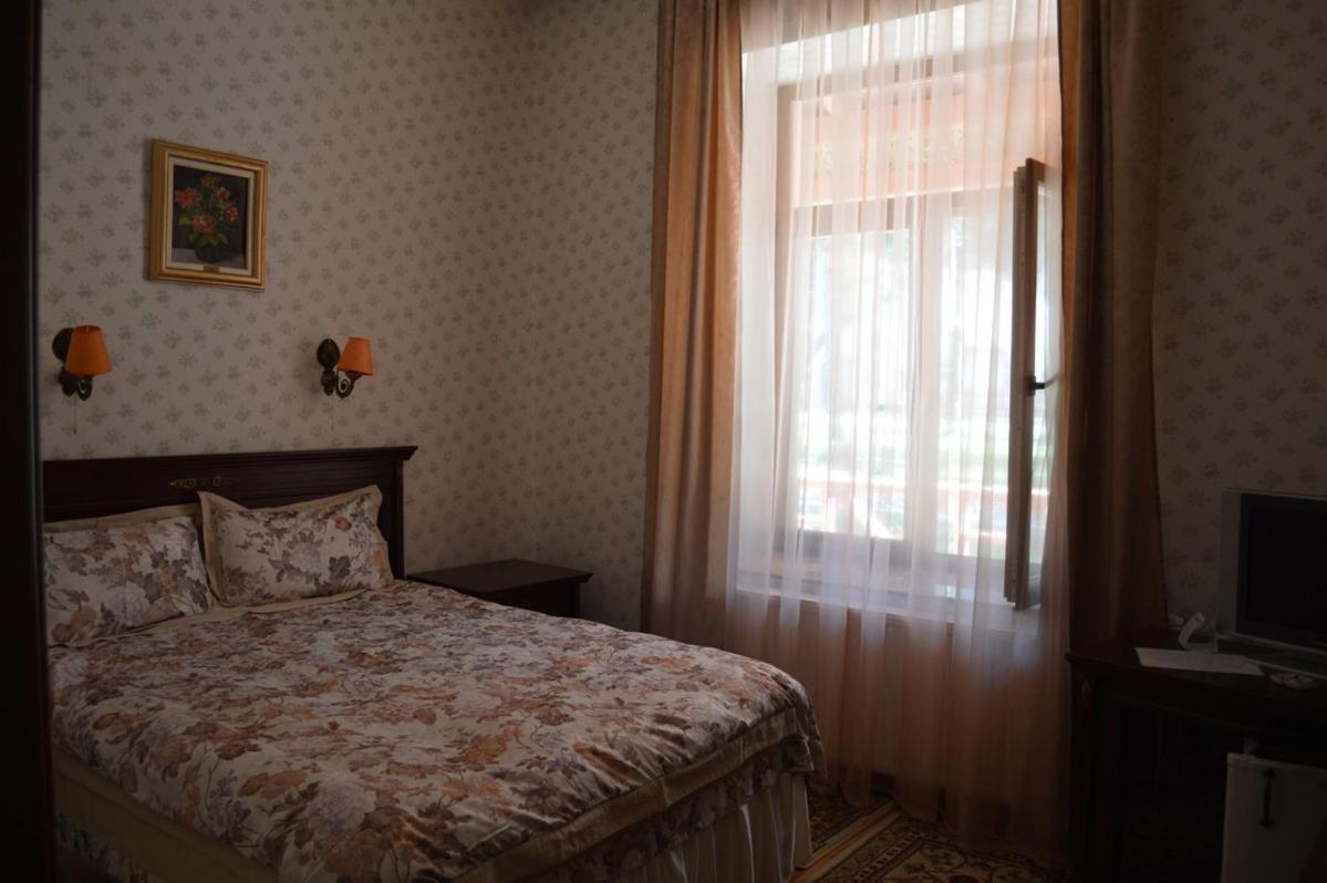 Vila Cerbul Albastru Hotel Moneasa Esterno foto